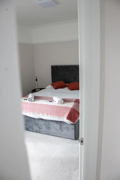 Coastal Haven In Leigh-On-Sea Daire Southend-on-Sea Dış mekan fotoğraf
