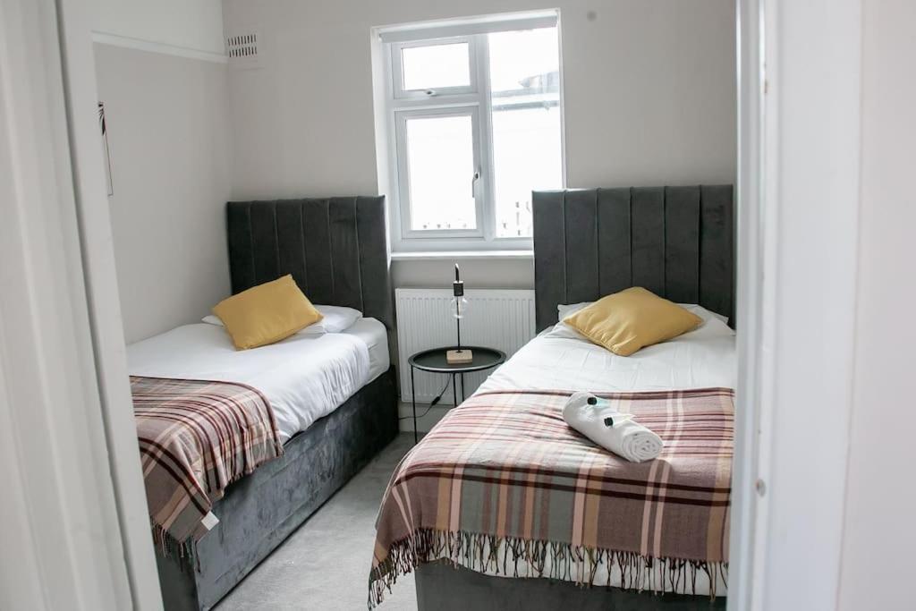 Coastal Haven In Leigh-On-Sea Daire Southend-on-Sea Dış mekan fotoğraf